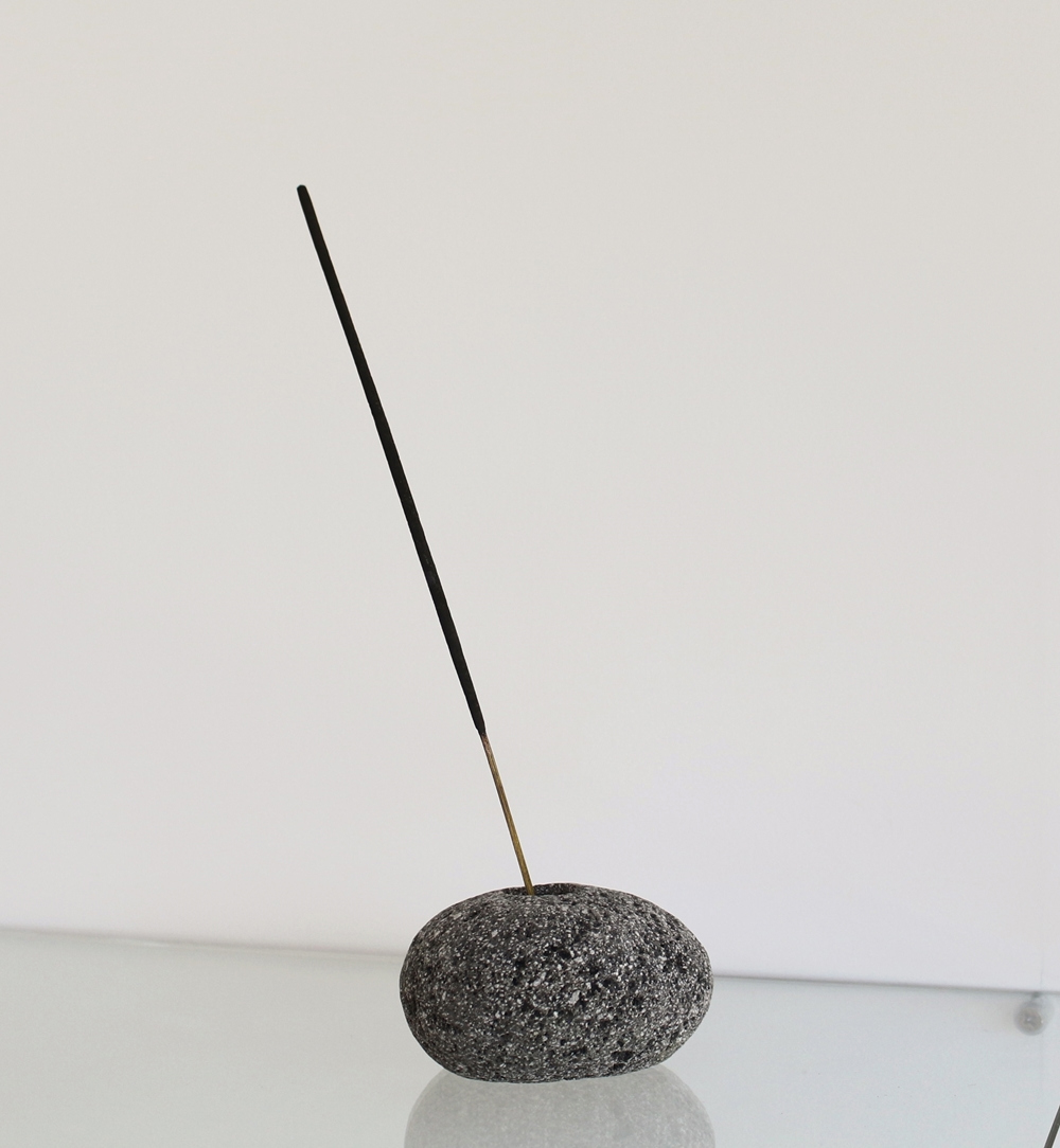 스톤 인센스 홀더 stone incense holder